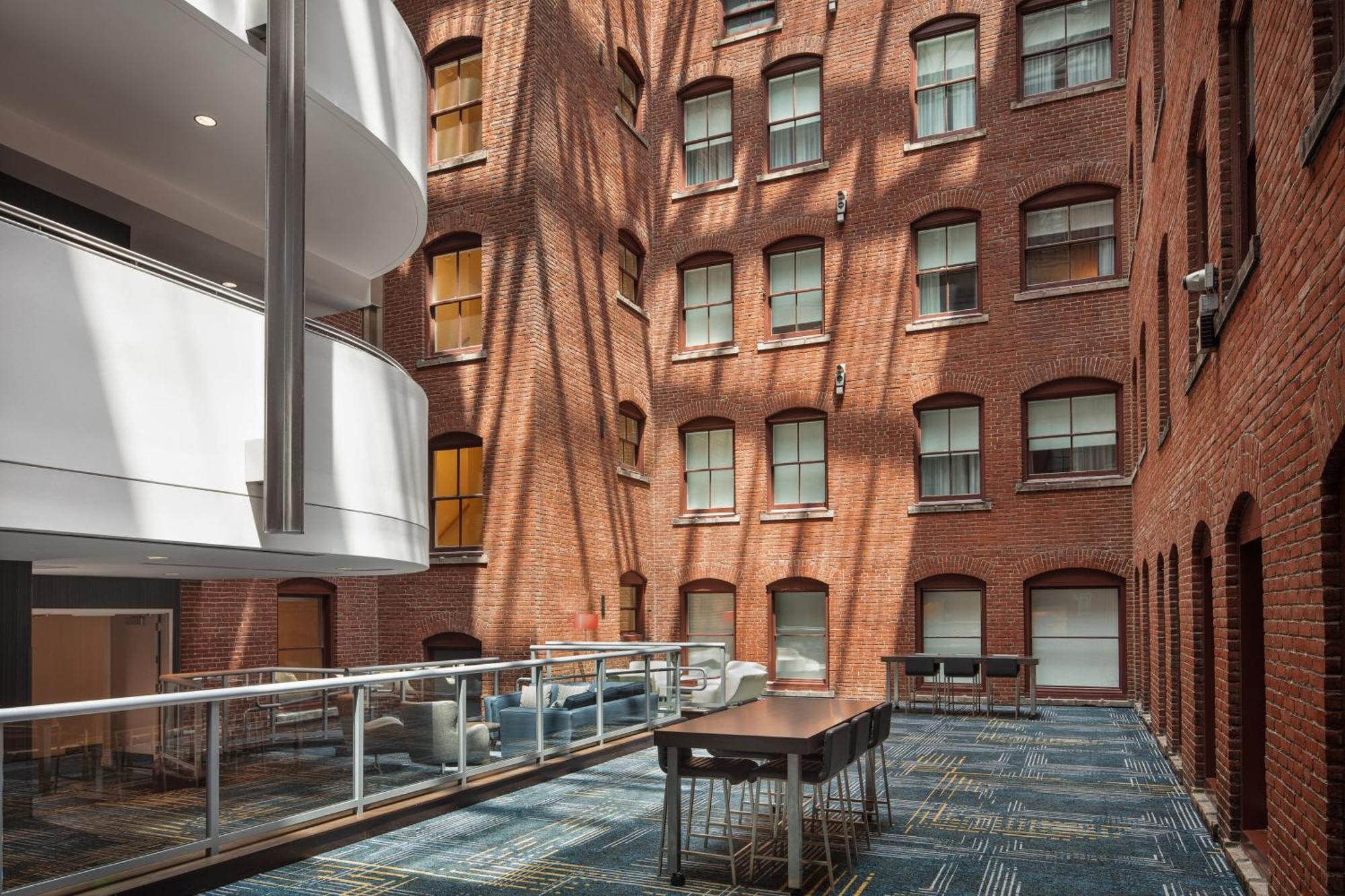 Le Meridien Philadelphia